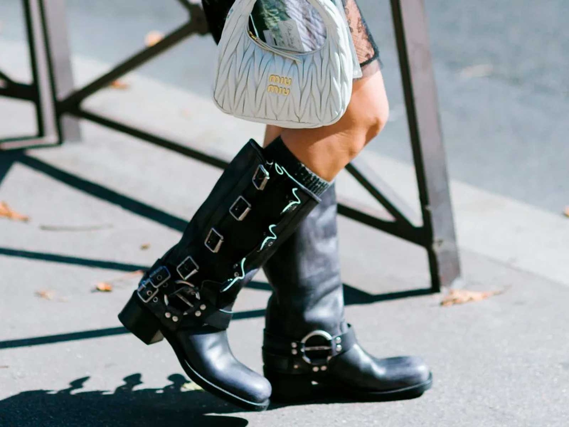5 kiểu giày boots hot nhất hiện nay, giúp tôn vóc dáng gợi cảm - 1 5 kiểu giày boots hot nhất hiện nay, giúp tôn vóc dáng gợi cảm - 1