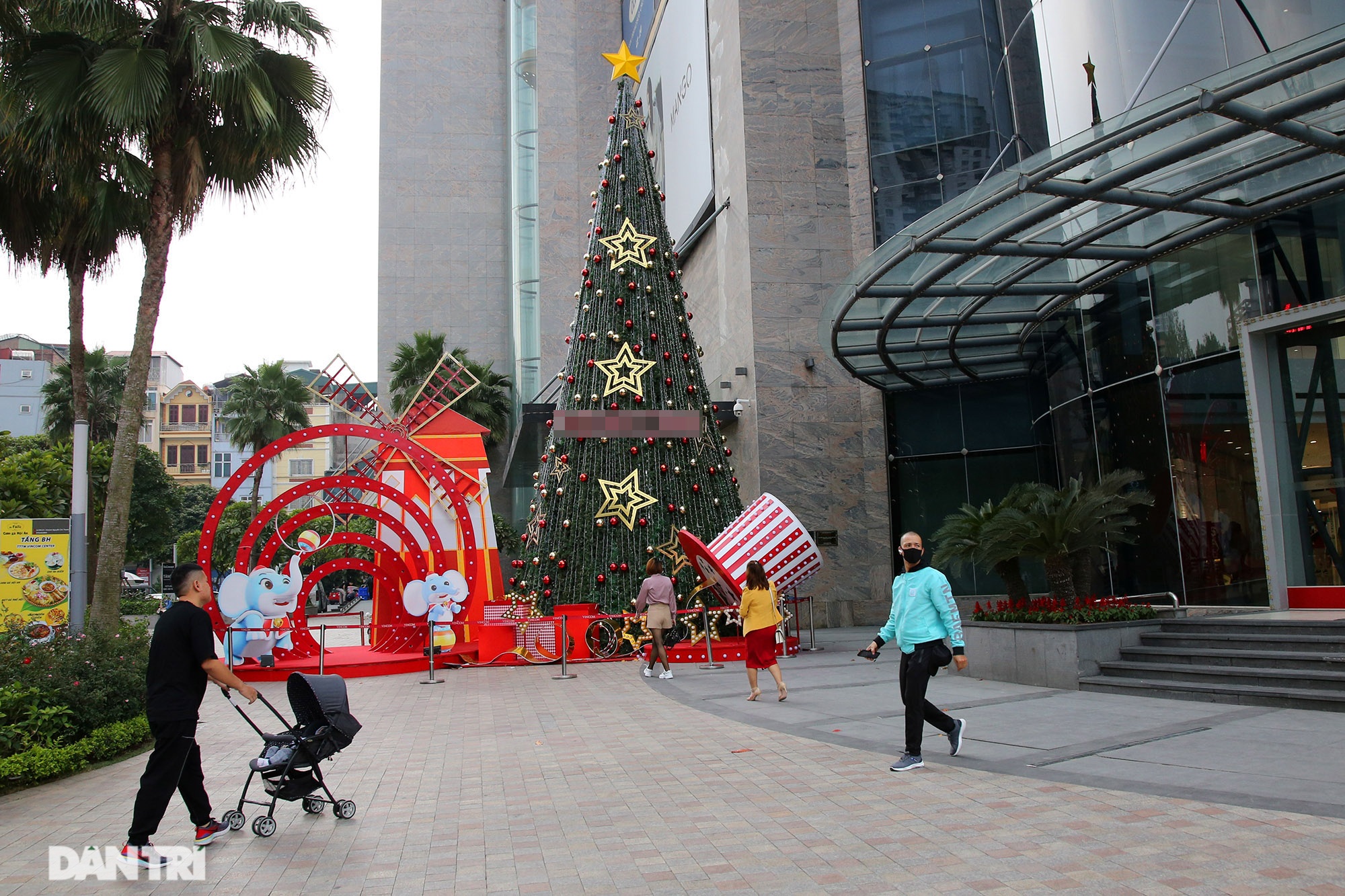 Những điểm check-in Noel đẹp khó cưỡng không thể bỏ qua tại Hà Nội - 10 Những điểm check-in Noel đẹp khó cưỡng không thể bỏ qua tại Hà Nội - 10