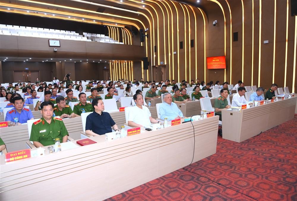 Đặc xá dịp 2/9: Đảm bảo không để sót các trường hợp đủ điều kiện - 1