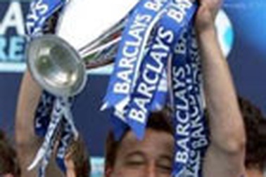 Quỷ đỏ bất lực nhìn Chelsea đăng quang!