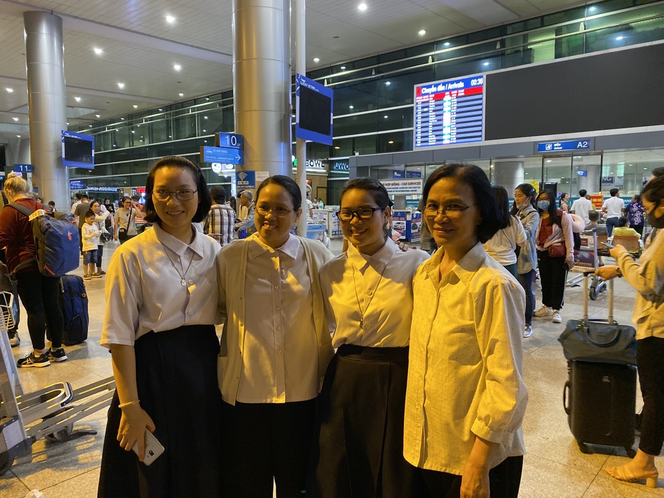 Hàng trăm khách Tây, Việt kiều xông đất TPHCM - 2 Hàng trăm khách Tây, Việt kiều xông đất TPHCM - 2