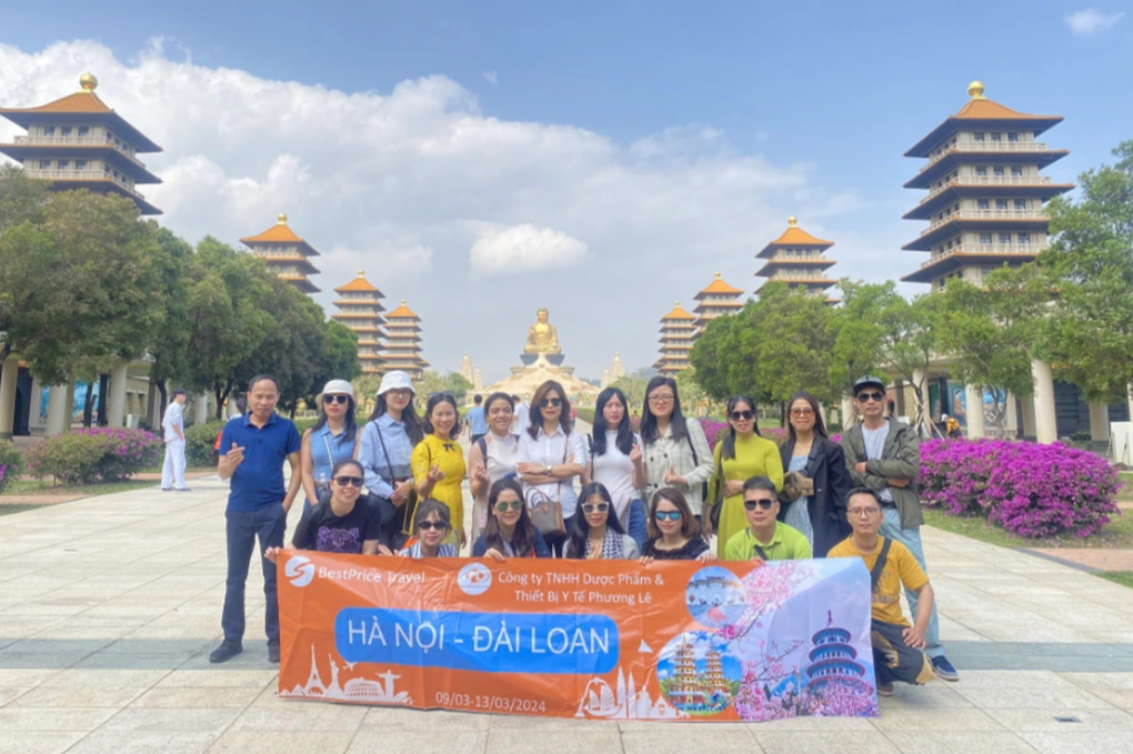 Bestprice Travel nhận giải thưởng Doanh nghiệp kinh doanh lữ hành nội địa hàng đầu Việt Nam - 3 Bestprice Travel nhận giải thưởng Doanh nghiệp kinh doanh lữ hành nội địa hàng đầu Việt Nam - 3