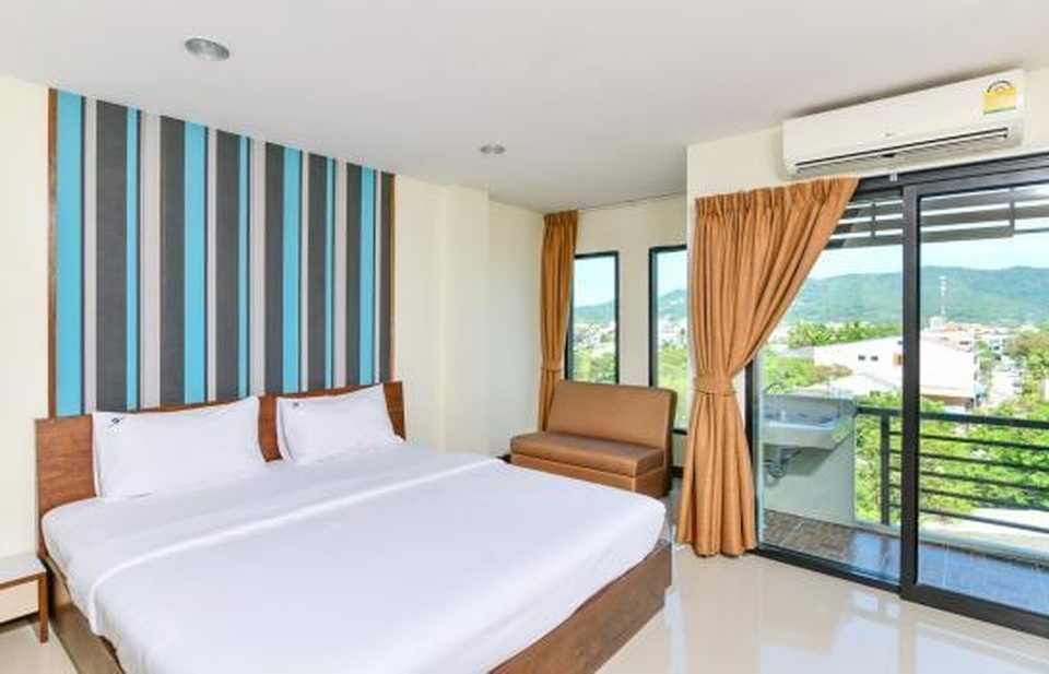 Trong tay 200 triệu đồng, vợ chồng trẻ liều mua nhà và cái kết đắng - 2 Trong tay 200 triệu đồng, vợ chồng trẻ liều mua nhà và cái kết đắng - 2