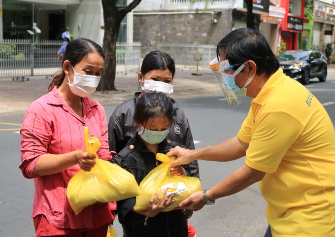 &quot;Hạt vàng Bưu điện&quot; chung tay vì cộng đồng vượt trên thách thức của dịch Covid-19 - Ảnh 4.