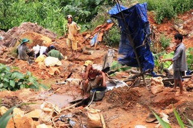 Về nơi đồn trúng đậm 16kg vàng