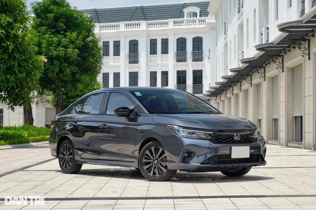 Sedan hạng B tháng 2: Cuộc đua của Toyota Vios và Honda City - 1