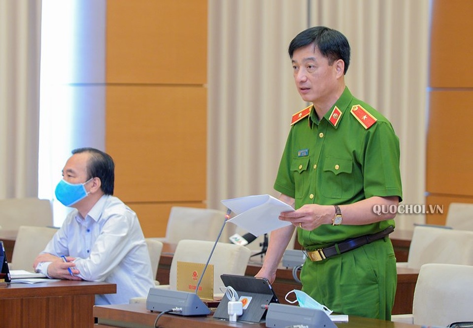 Đại biểu Quốc hội muốn giữ hộ khẩu đến 2022, Bộ Công an quyết bỏ trong 2021 - 1 Đại biểu Quốc hội muốn giữ hộ khẩu đến 2022, Bộ Công an quyết bỏ trong 2021 - 1