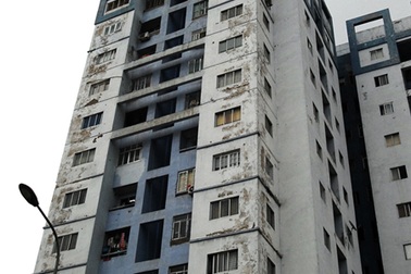 Chung cư mới biến dạng thành tập thể cũ