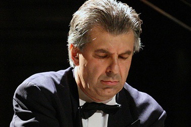 Nghệ sỹ piano nổi tiếng của Pháp biểu diễn tại Hà Nội