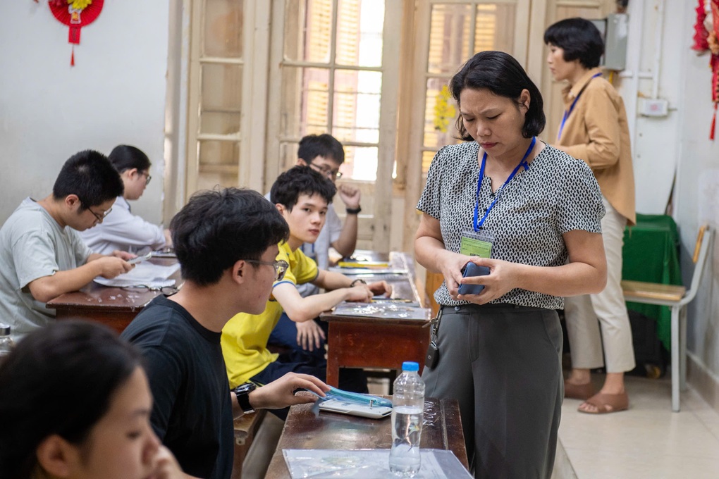 Điểm sàn trường top giảm sâu tới 7 điểm, dự báo điểm chuẩn ra sao? - 2 Điểm sàn trường top giảm sâu tới 7 điểm, dự báo điểm chuẩn ra sao? - 2