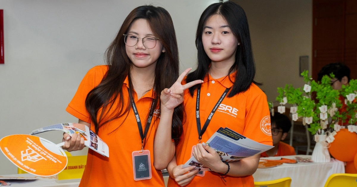 Cách thức quy đổi điểm xét tuyển của ĐH Kinh tế Quốc dân năm 2025