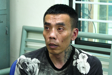 Bắt giữ đối tượng tàng trữ ma túy cùng súng ngắn trên ô tô Lexus