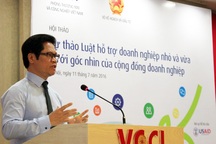 Chính quyền chèn ép, doanh nghiệp như "cá nằm trên thớt"