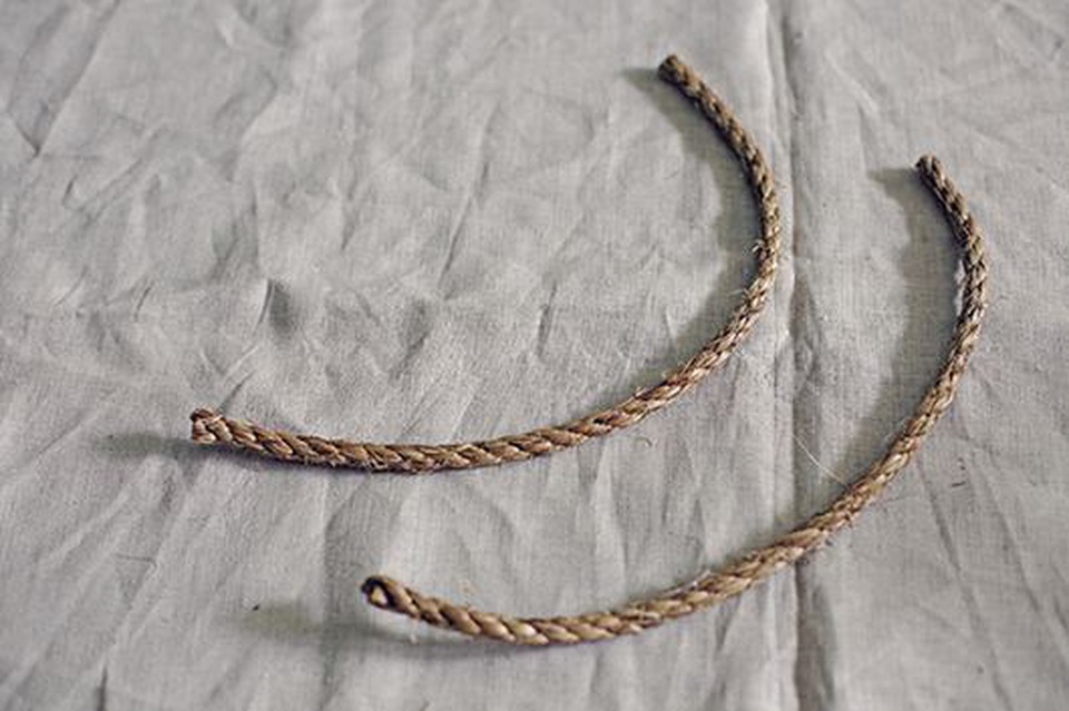 Cách mà chỉ “một sợi dây thừng” đã giúp các bà vợ đánh bại tiểu tam - 3 Cách mà chỉ “một sợi dây thừng” đã giúp các bà vợ đánh bại tiểu tam - 3