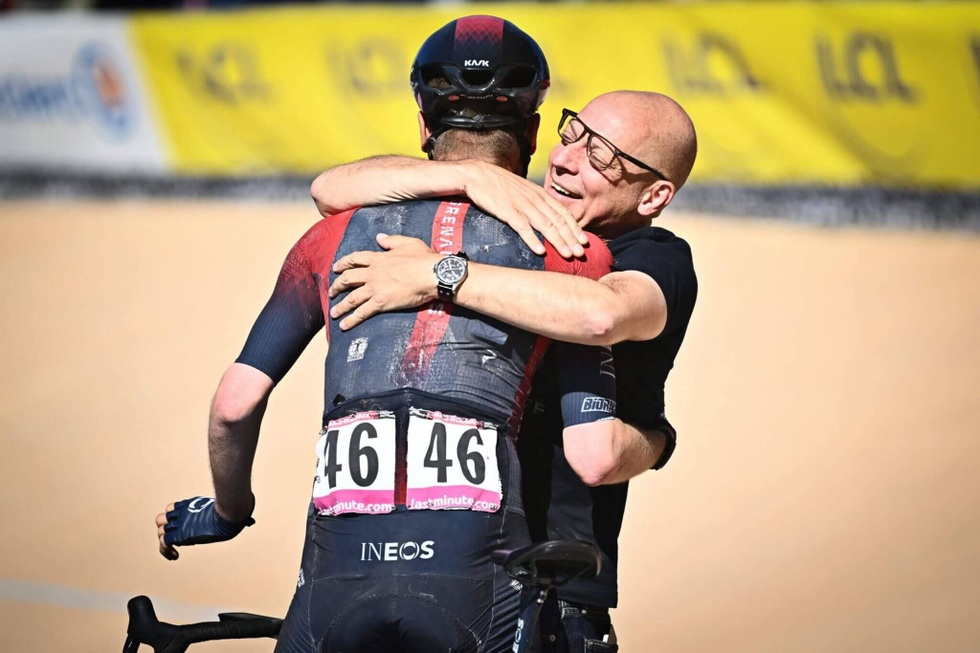 Khoản đầu tư của Jim Ratcliffe có ý nghĩa thế nào đến số phận Man Utd? - 4 Khoản đầu tư của Jim Ratcliffe có ý nghĩa thế nào đến số phận Man Utd? - 4