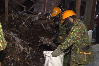 Ngày mai chốt phương án tẩy độc chi tiết ở Công ty Rạng Đông