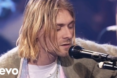 Màn trình diễn cuốn hút của nhóm Nirvana