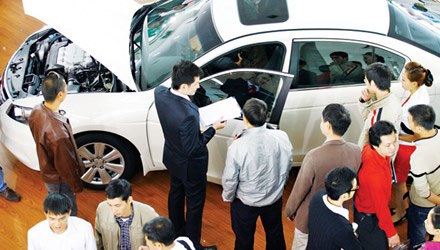 Họp kín về giá ô tô: Lợi ích người tiêu dùng ở đâu?