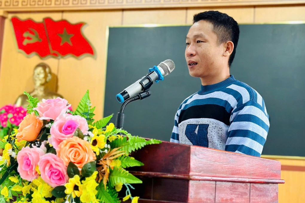 Khen thưởng người hùng nhảy xuống dòng nước xiết, cứu 3 nữ sinh - 1 Khen thưởng người hùng nhảy xuống dòng nước xiết, cứu 3 nữ sinh - 1