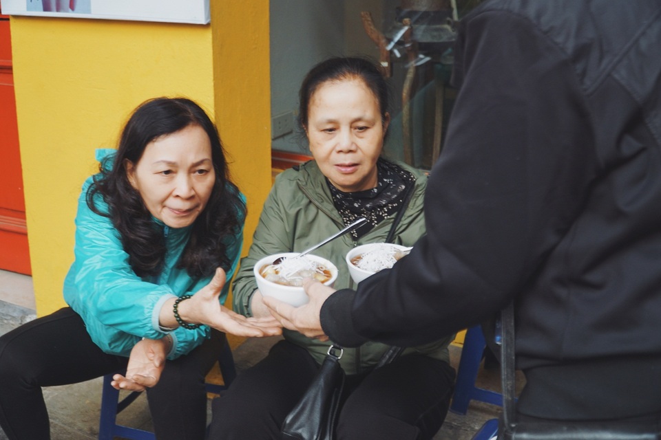 Chè sắn nóng - món ăn giản dị ấm lòng ngày đông giá lạnh - 3 Chè sắn nóng - món ăn giản dị ấm lòng ngày đông giá lạnh - 3