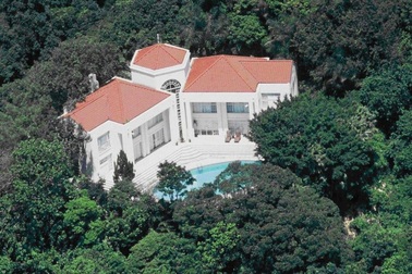 Một ngôi nhà bình thường được bán với giá... hơn 10 nghìn tỉ