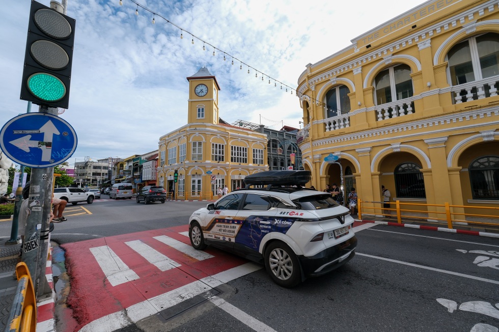 Hành trình phượt 6 nước bằng ô tô điện VinFast và những chuyện chưa kể - 16