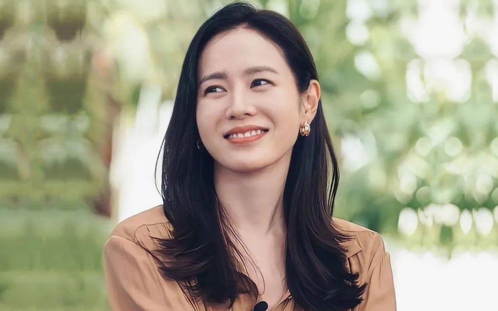 Son Ye Jin tiết lộ thời điểm nhận ra Hyun Bin là người phải lấy làm chồng - 4