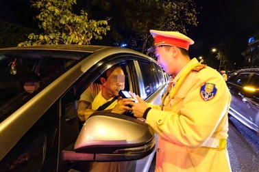 Giao xe cho công nhân điều khiển, chủ phương tiện bị phạt 70 triệu đồng