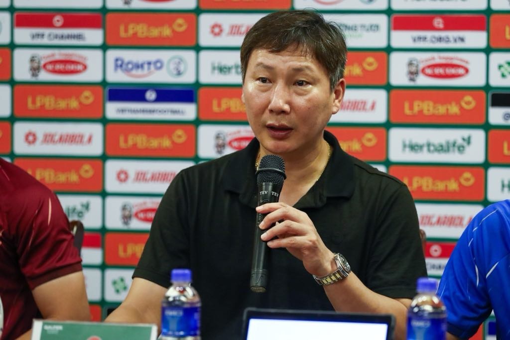 U23 Việt Nam toàn thắng vòng loại, HLV Kim Sang Sik vẫn chưa hài lòng - 1