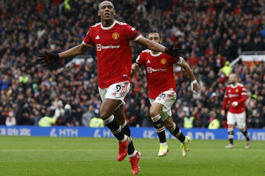 Man Utd "chào bán" bán Martial, Bailly với giá rẻ