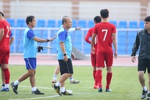 HLV Park Hang Seo lý giải việc cầu thủ U22 Việt Nam “chê” áo số 10