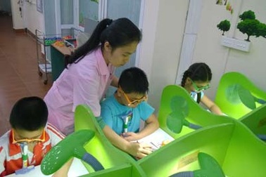 “Tôi đã tận mắt xem trẻ mắc tật khúc xạ tập mắt đạt hiệu quả bất ngờ”