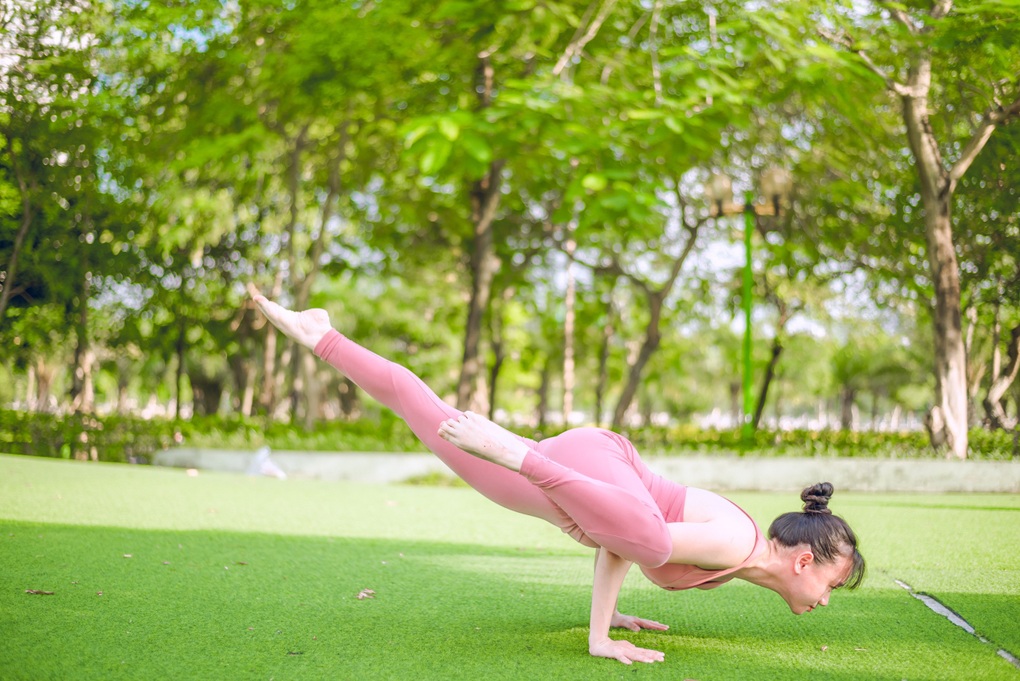 Cô giáo Hà Nội vượt qua trầm cảm hậu ly hôn, lấy chồng kém 10 tuổi nhờ yoga - 4 Cô giáo Hà Nội vượt qua trầm cảm hậu ly hôn, lấy chồng kém 10 tuổi nhờ yoga - 4
