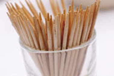 HIV lây qua tăm: Chỉ là tin đồn