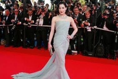 Dita Von Teese quyến rũ trên thảm đỏ