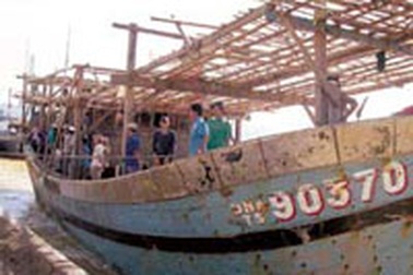 Các tàu bị nạn trong bão Chanchu chưa nhận được tiền bảo hiểm