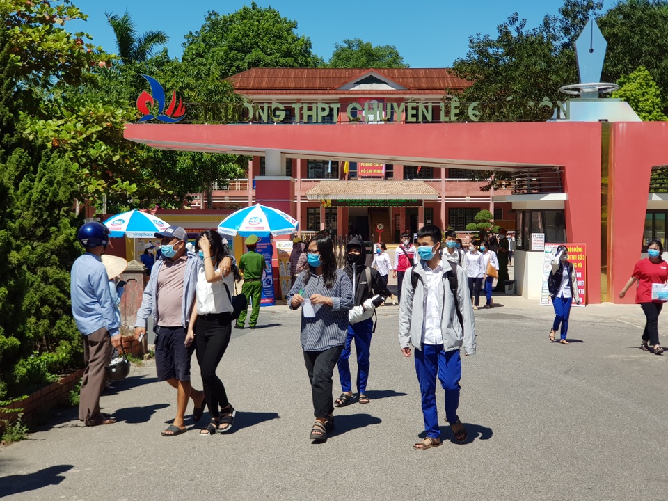 Thí sinh cả nước nói gì về đề nghị luận văn học gây hứng thú? - 13 Thí sinh cả nước nói gì về đề nghị luận văn học gây hứng thú? - 13