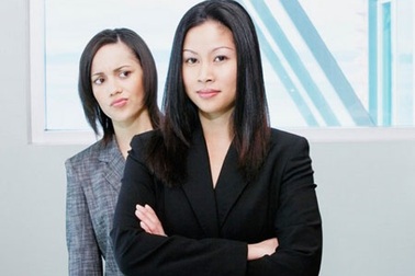 3 chiêu đối phó với sự “ghen ăn tức ở” trong công việc