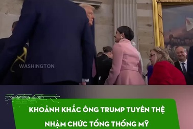 Khoảnh khắc ông Trump tuyên thệ nhậm chức Tổng thống Mỹ trước 250.000 người