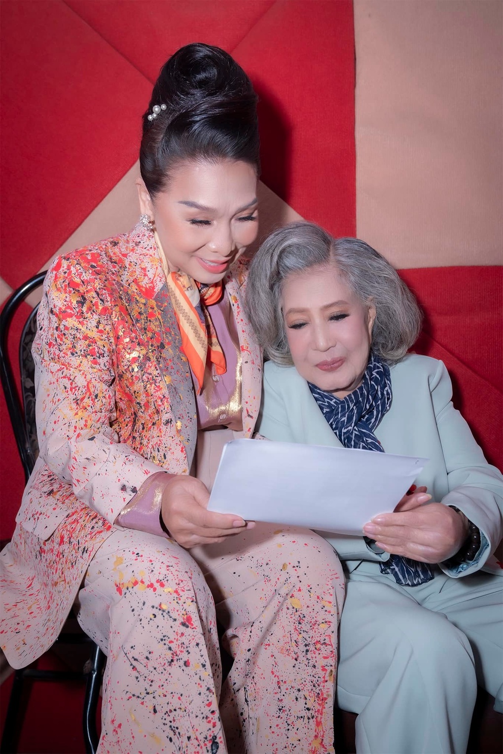 Vì sao đệ nhất đào võ Diệu Hiền không làm hồ sơ xét duyệt NSND? - 2 Vì sao đệ nhất đào võ Diệu Hiền không làm hồ sơ xét duyệt NSND? - 2