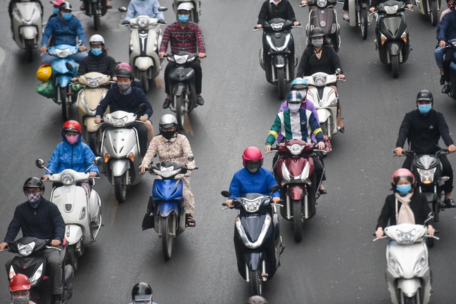 Hà Nội trong ngày đầu tiên nới lỏng cách ly xã hội - 10 Hà Nội trong ngày đầu tiên nới lỏng cách ly xã hội - 10