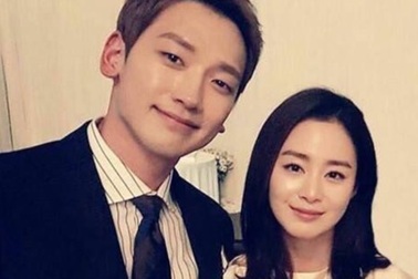 Kim Tae Hee và Bi (Rain) lo lắng vì bị fan quá khích làm phiền