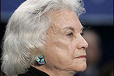 Thẩm phán Toà án Tối cao Mỹ từ chức