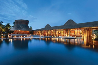 Các đệ nhất phu nhân APEC được tiếp đãi như thế nào tại Naman Retreat