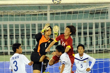 Tuyển nữ Việt Nam đánh bại Myanmar