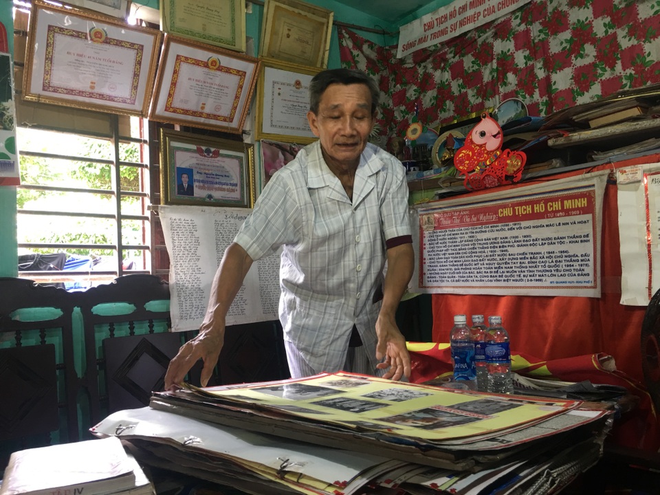 Người cựu chiến binh 15 năm miệt mài sưu tầm ảnh Bác Hồ - 4 Người cựu chiến binh 15 năm miệt mài sưu tầm ảnh Bác Hồ - 4