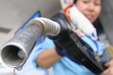 Giá xăng tăng “sốc” 2.500 đồng ngay sau Tết nếu không xả quỹ bình ổn