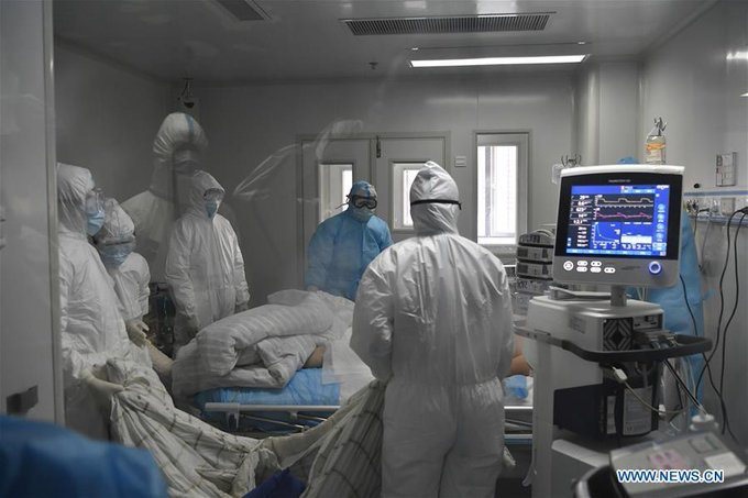 Giặt quần áo mùa corona đừng bao giờ bỏ quên chi tiết nhỏ nhưng quan trọng này để dịch không lây lan mạnh - Ảnh 4. Giặt quần áo mùa corona đừng bao giờ bỏ quên chi tiết nhỏ nhưng quan trọng này để dịch không lây lan mạnh - Ảnh 4.