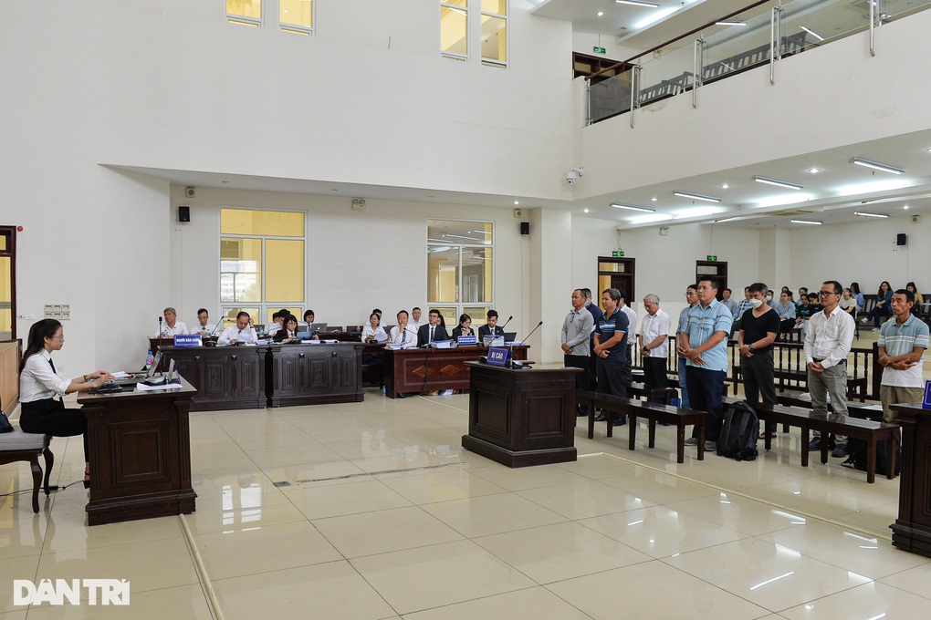 Cựu Tổng giám đốc VEC khai lý do khiến cao tốc Đà Nẵng - Quảng Ngãi hư hỏng - 2 Cựu Tổng giám đốc VEC khai lý do khiến cao tốc Đà Nẵng - Quảng Ngãi hư hỏng - 2