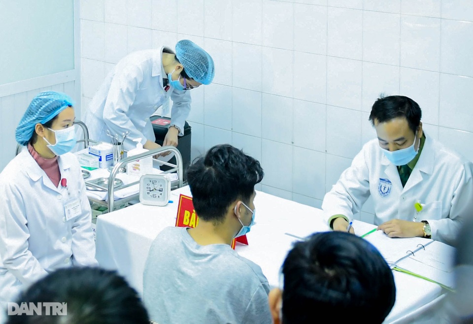 Bắt đầu nâng liều tiêm thử vắc xin Covid-19 Việt Nam lên gấp đôi - 1 Bắt đầu nâng liều tiêm thử vắc xin Covid-19 Việt Nam lên gấp đôi - 1